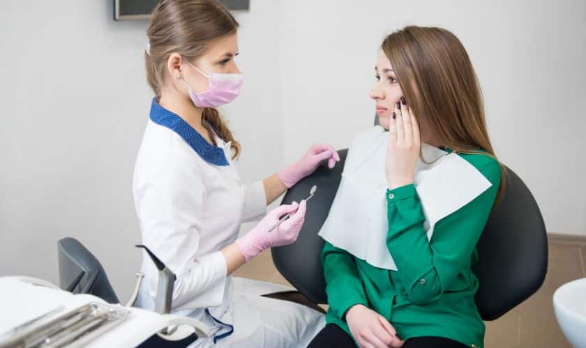 Handling Dental Emergencies: Quick Relief, Bright Smiles