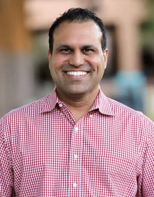 Meet Chandler dentist 