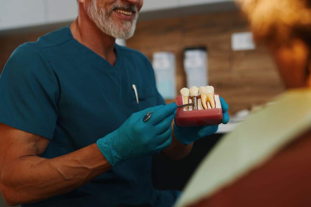 Your Dental Implants Healthy in Chandler’s Dry Climate